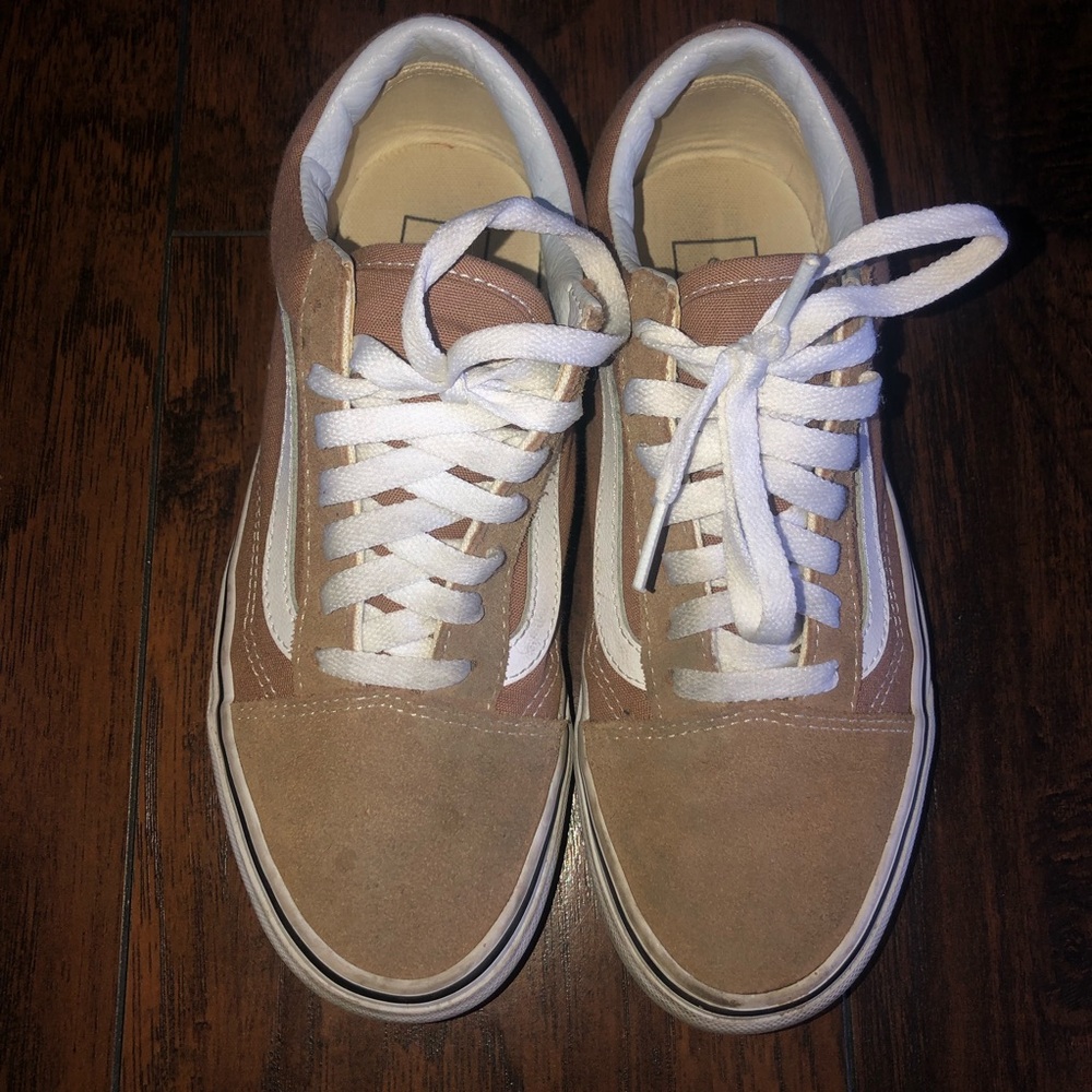 Vans - Picture 3 of 5